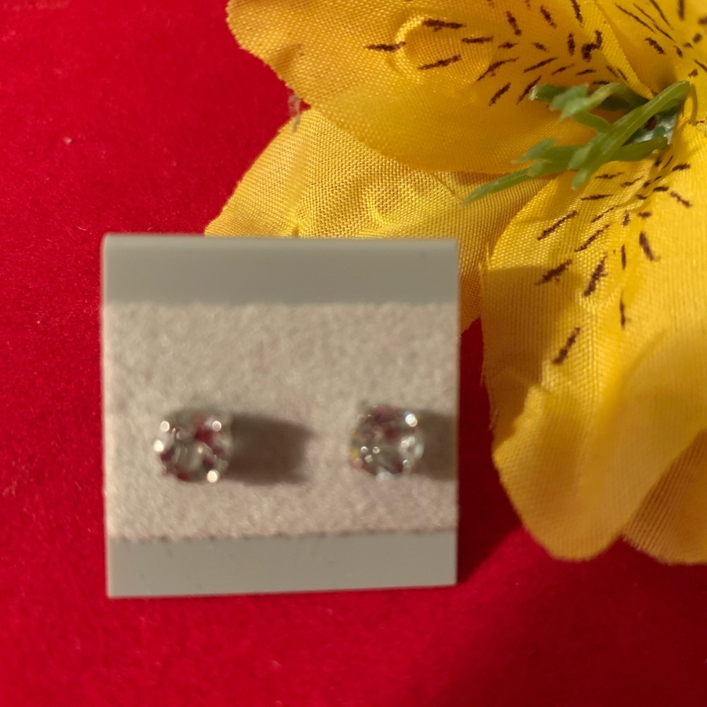 Genuine 1.0ct White Topaz Stud Earrings